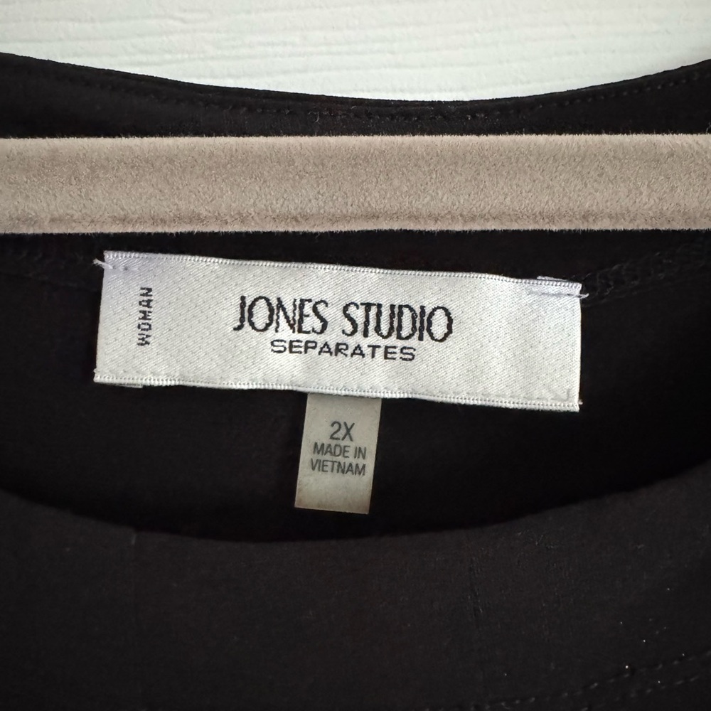 Dressbarn Classic Black Top